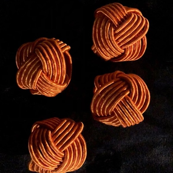 4 Woven Napkin Rings - Picture 1 of 1